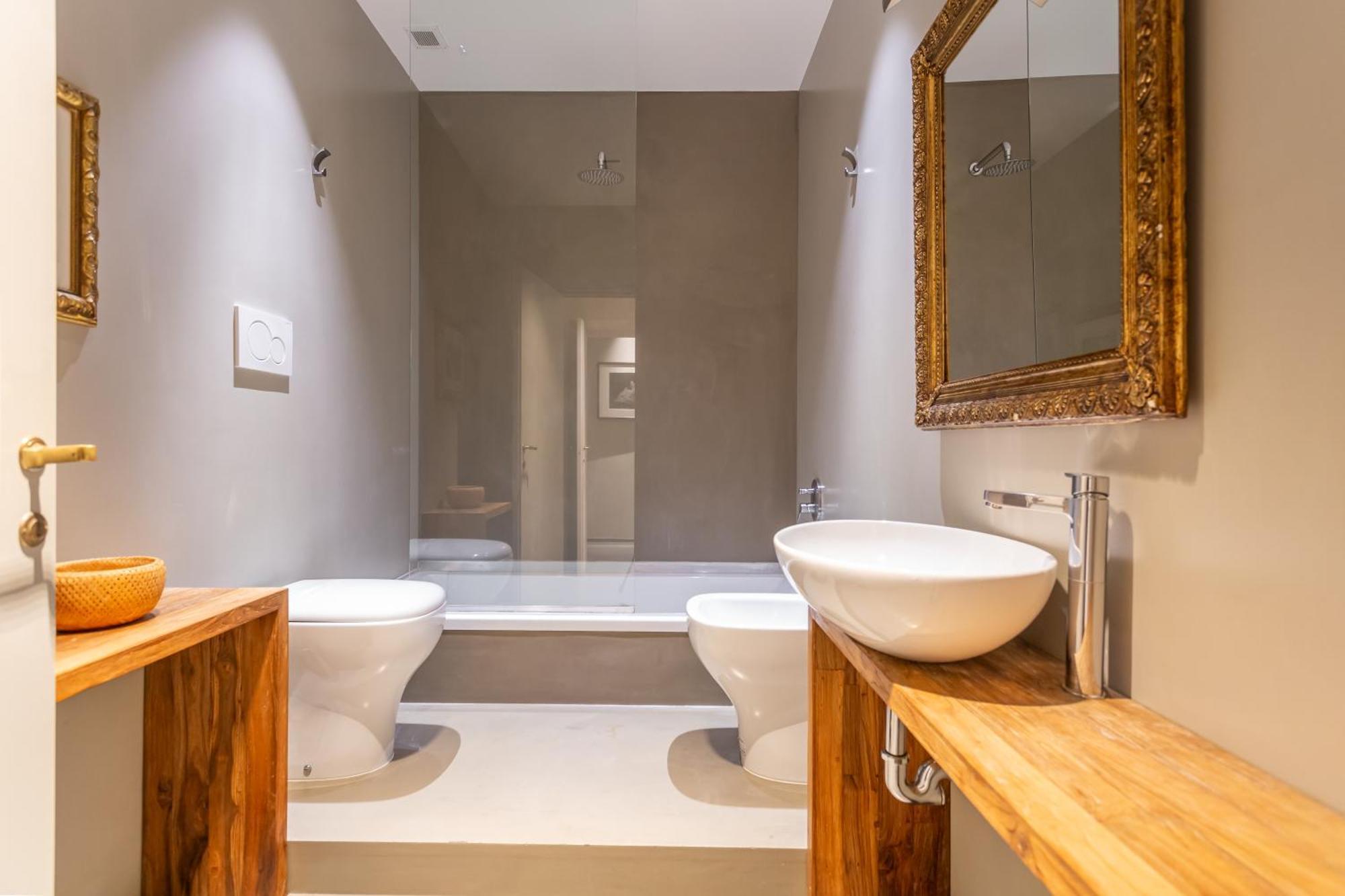 Spanish Steps Deluxe Apartment Rom
